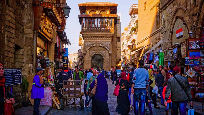 Al Muizz Street