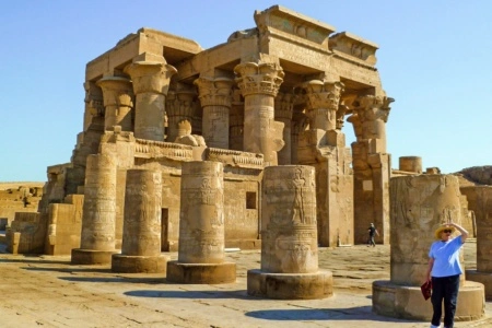 Private Day Tour to Edfu & Kom Ombo Temples from Luxor