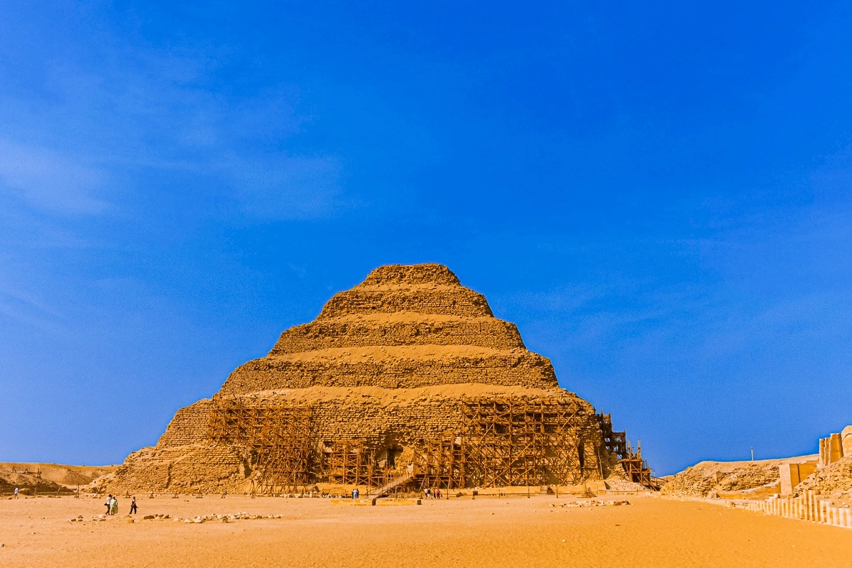 Pyramids Tour (Giza Pyramids, Saqqara, & Memphis)
