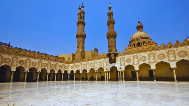 Al-Azhar mosque is one of the most famous Cairo Sightseeing